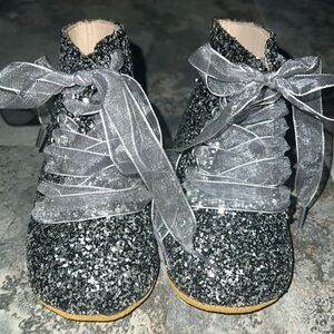 A Bear Co infant sparkle boots. Size 3
